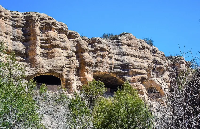 Gila Cliff Dwellings wyjątkowe ruiny w Parku Narodowym
