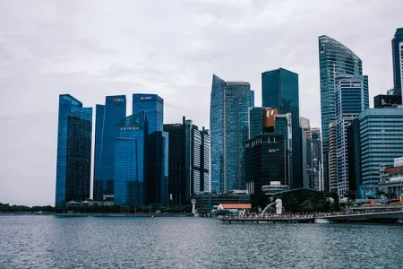 Koloryt i tętno życia Singapuru nocą