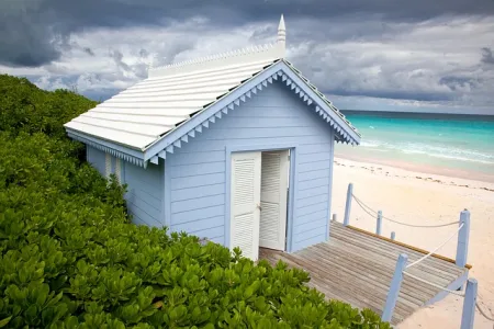 Karaibski raj: bajeczne plaże Bahamów oczarowują swoim pięknem